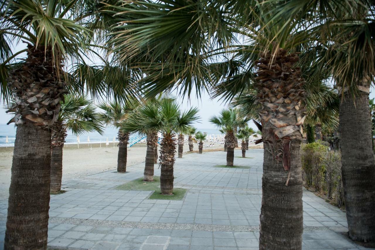 Sophia Court Apartment Larnaca Exterior foto