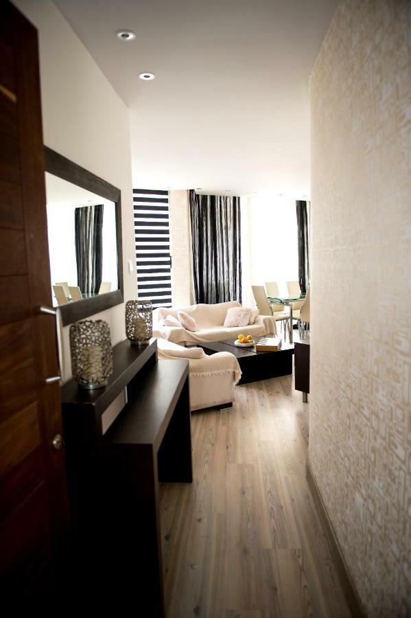 Sophia Court Apartment Larnaca Exterior foto